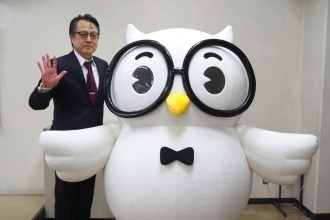写真：前橋先生＋院生